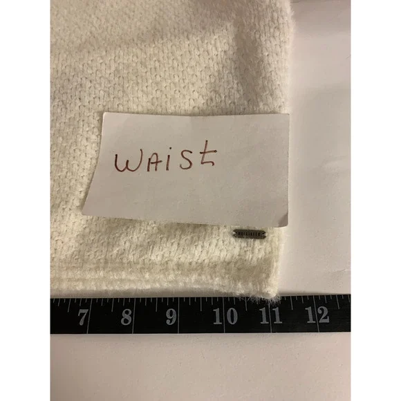 Hollister Halter Sweater Cropped Tiny Boho Schoolgirl Womens SZ XS - Picture 6 of 9